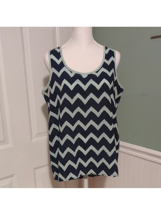 Pink Rose Tops - Pink Rose Large Zigzag Tank Top Button Back